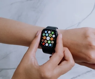 Az Apple rajongók három új óra közül is választhatnak