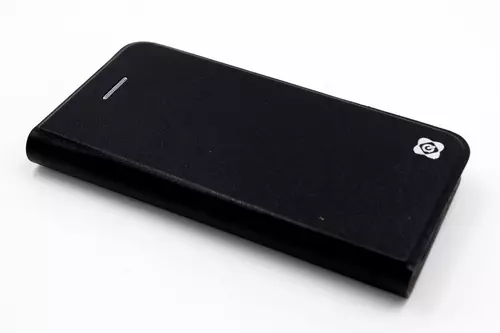Telefontok UNIQ Fekete Kihajtható Tok - iPhone 5G / S / SE (8719273222331)