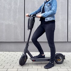 Biciklis tartó: Wozinsky - Univerzális, vízálló, roller kormányra szerelhető, fekete műanyag táska-8