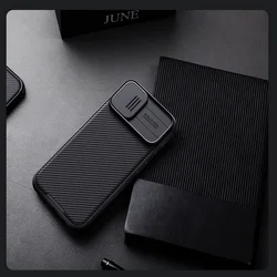 iPhone 16 Pro telefontok - Nillkin csúsztatható kameravédős fekete hátlap tok, beépített mágnessel ﻿-8