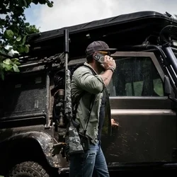 Tactical MagForce telefontok - iPhone 16 Pro - MagSafe kompatibilis áttetsző fekete/sárga műanyag hátlap tok-3