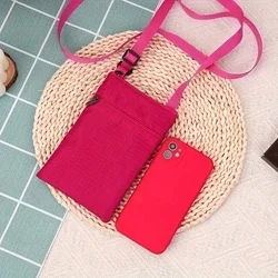 Univerzális telefontartó válltáska - hotpink-3