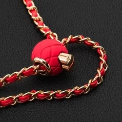 Telefontok: Univerzális - nyakba akasztó telefontartó piros/arany lánccal-8