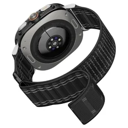 Samsung Galaxy Watch Ultra 2024 / 2025 (47 mm) - SPIGEN WBF0 BAND fekete szövet szíj-5