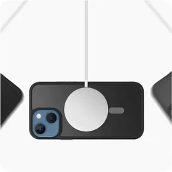 Telefontok iPhone 13 - Tech-Protect Magmat MagSafe kompatibilis áttetsző műanyag hátlap tok, fekete szilikon kerettel-1
